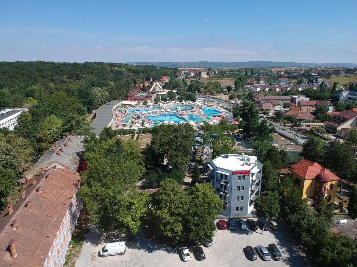 Octogon Hotel Băile Felix Exterior photo
